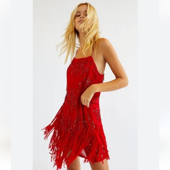 NWT- FREE PEOPLE CRYSTAL CLEAR FRINGE SPARKLE BEADED MINI DRESS RED - Picture 1 of 7